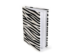 Agenda moderna nedatata A6 Zebra, 192 pagini, coperti buretate din imitatie piele