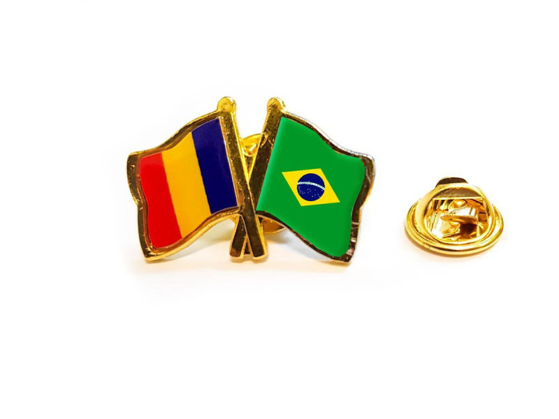 Insigna pin steag Romania si Brazilia - Fotografie 1