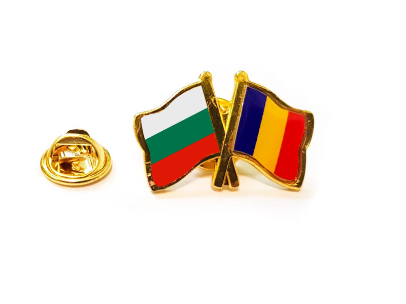 Insigna pin steag Romania si Bulgaria - Fotografie 1