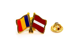 Insigna pin steag Romania si Letonia