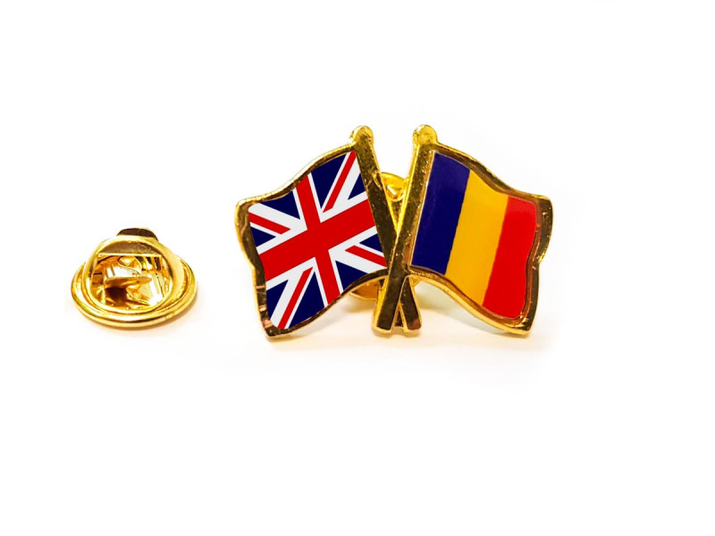 Insigna pin steag Romania si Marea Britanie - Fotografie 1