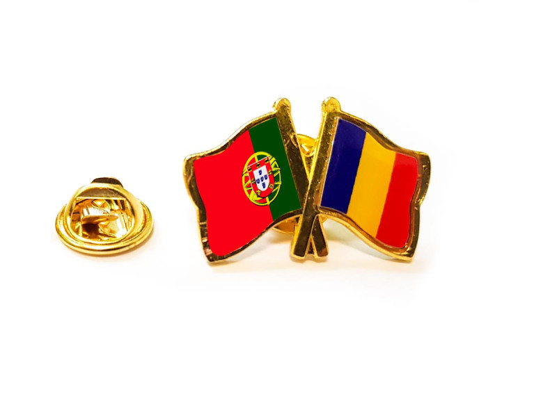 Insigna pin steag Romania si Portugalia - Fotografie 1
