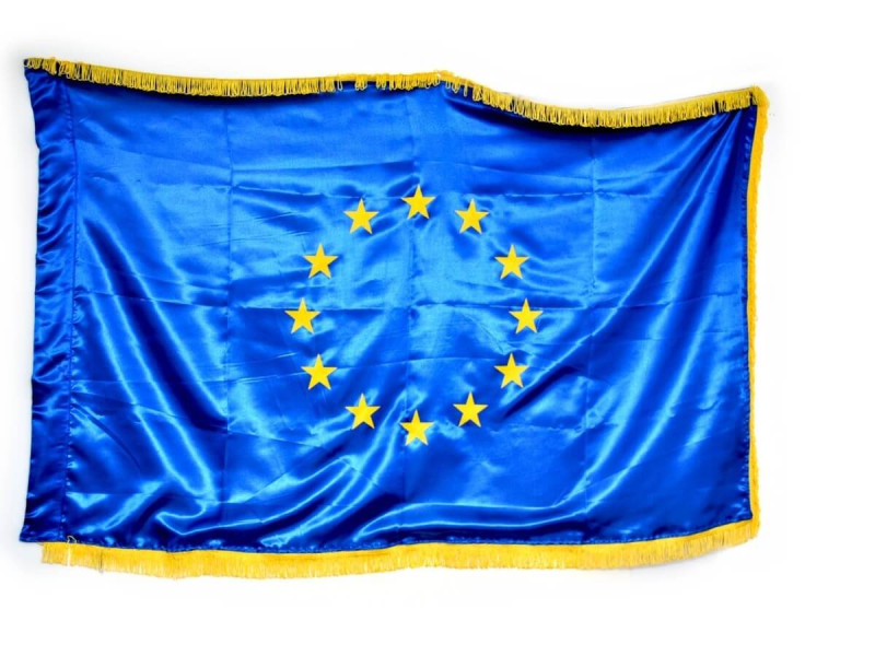 Steag UE cu franjuri, dim. 135 x 90 cm - Fotografie 1