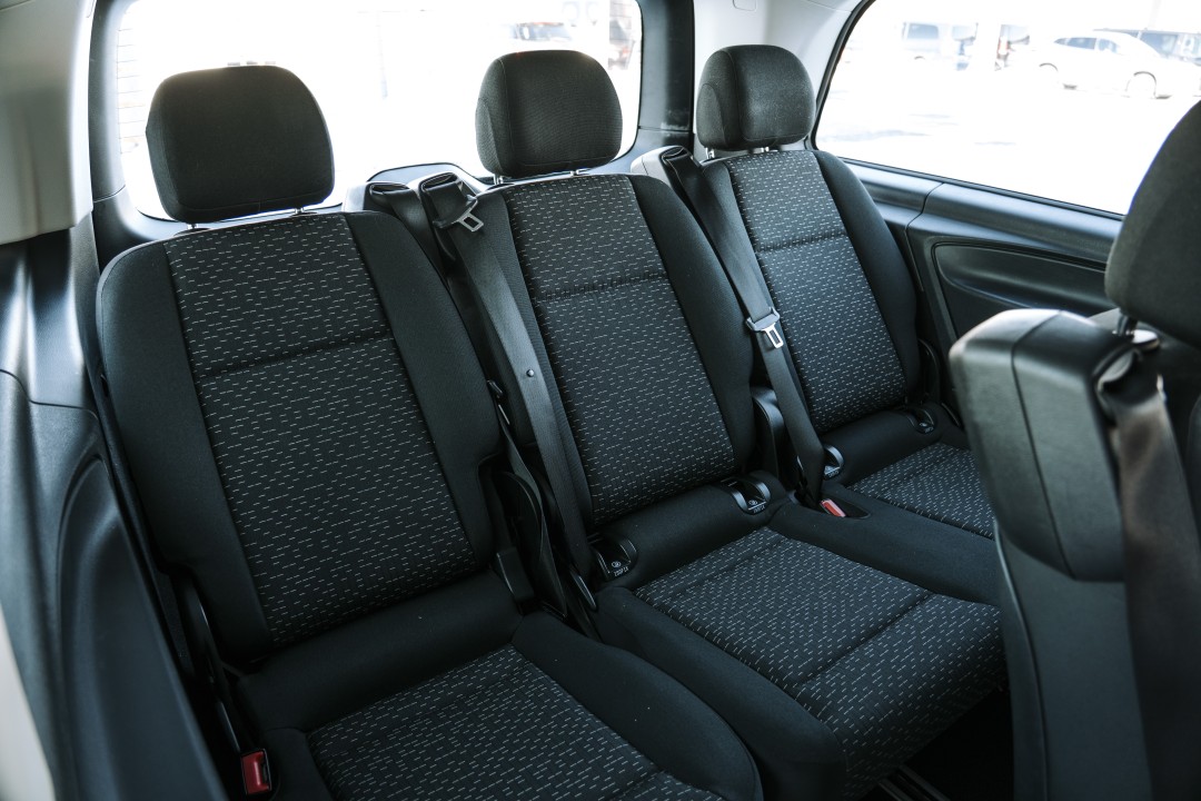 Mercedes-Benz Vito Tourer 114 CDI, 8+1 Locuri