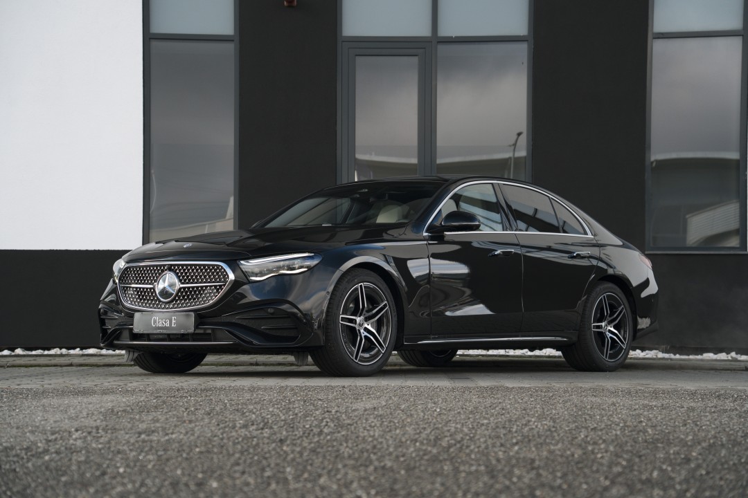 Mercedes-Benz E 200 4MATIC Limuzina