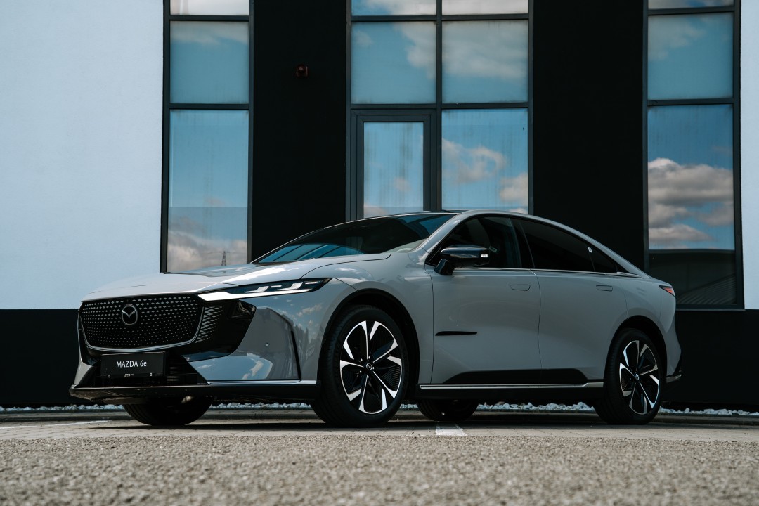 Mazda 6e 5 usi Takumi Plus ENG2 245 CP AT RWD