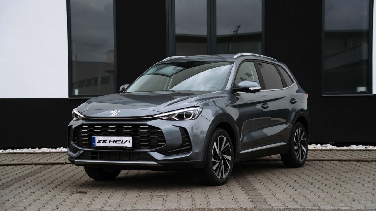 MG ZS HEV 5 usi Exclusive 1.5L GSL HEV 197 CP AT