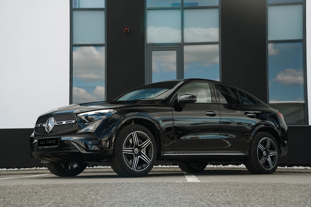 Mercedes-Benz GLC Coupé 300 e 4Matic cu tehnologie EQ hybrid