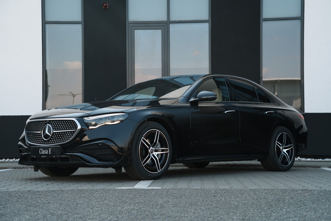 Mercedes-Benz E 220 d 4MATIC Limuzina