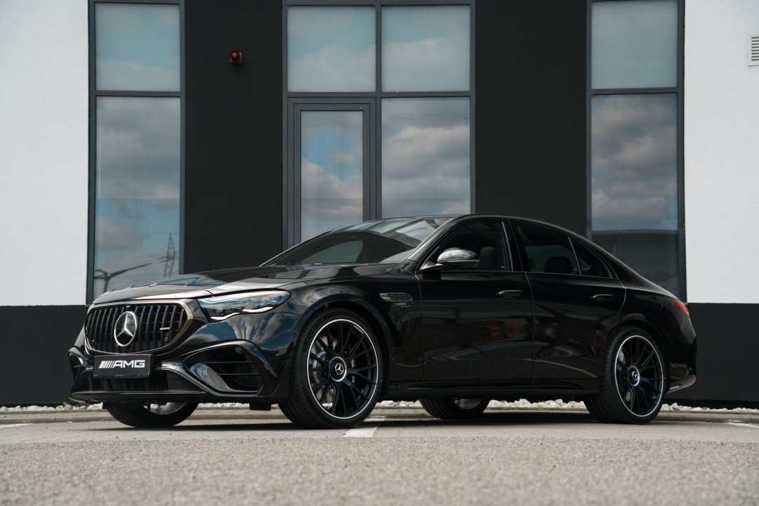 Mercedes-Benz E 53 Hybrid 4MATIC+