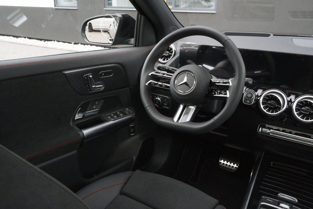 Mercedes-Benz GLA 220 4MATIC