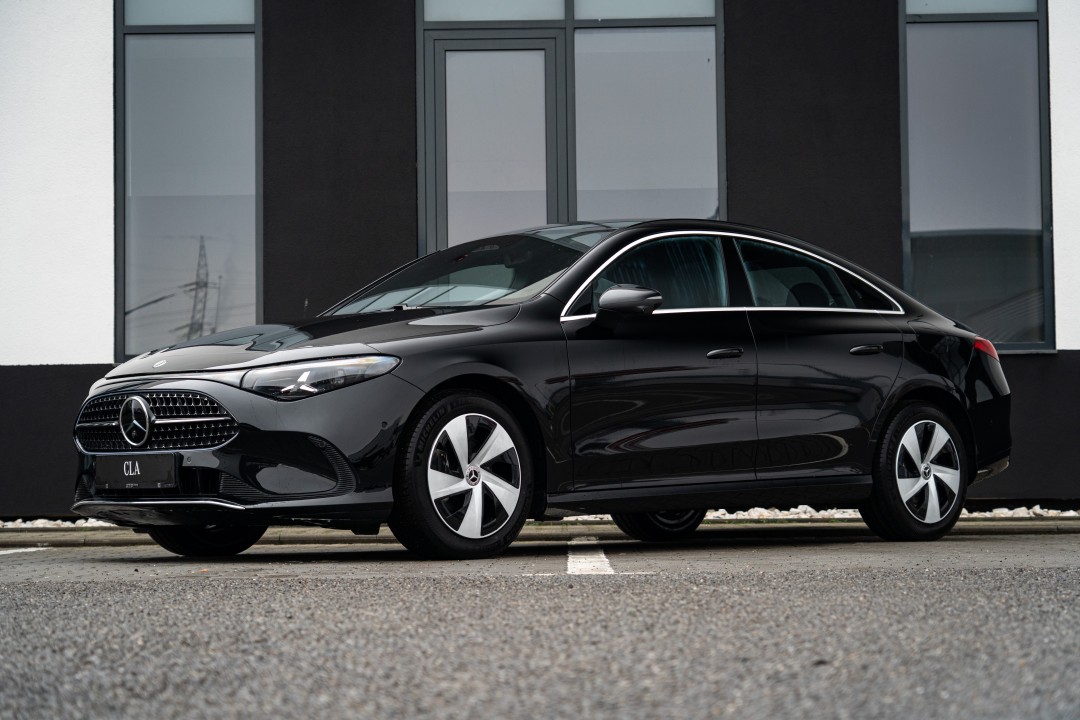 Mercedes-Benz CLA 200 4MATIC