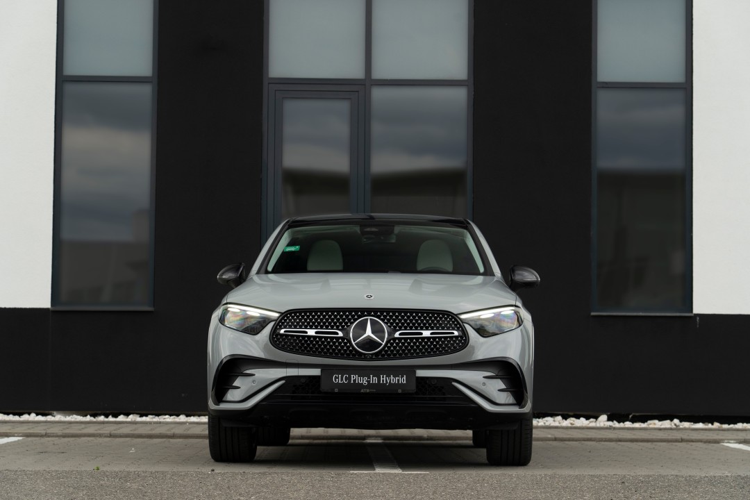 Mercedes-Benz GLC Coupé 300 E 4MATIC Cu Tehnologie EQ Hybrid