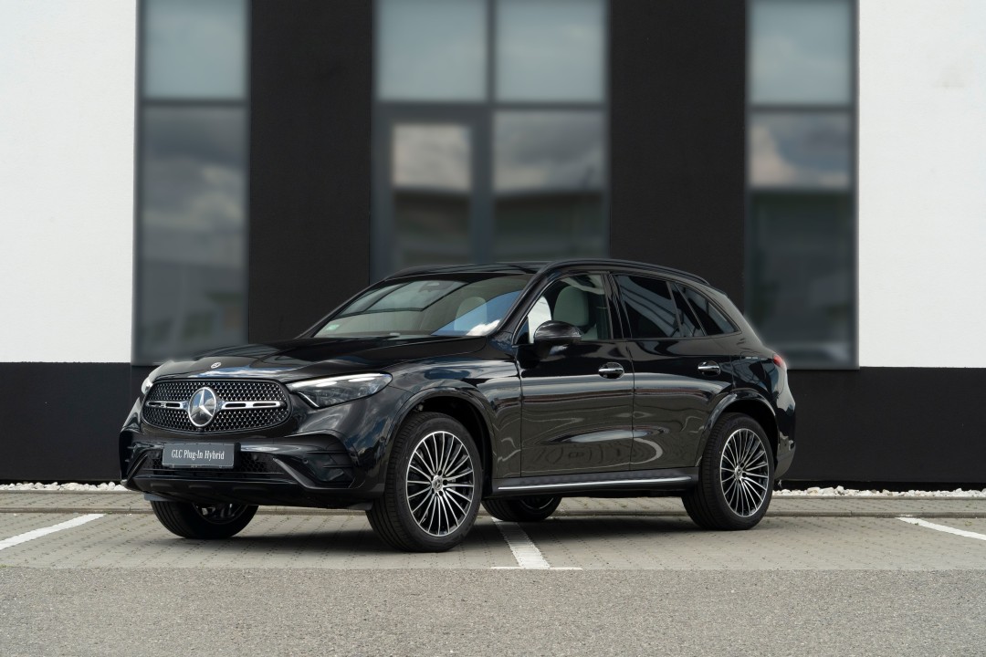 Mercedes-Benz GLC 300 e 4MATIC with EQ Hybrid Technology SUV