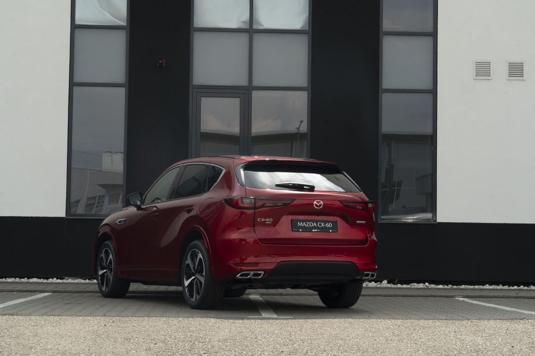 Mazda CX-60 5WGN Takumi 2.5 L E-SKYACTIV PHEV 327 CP A8 AWD