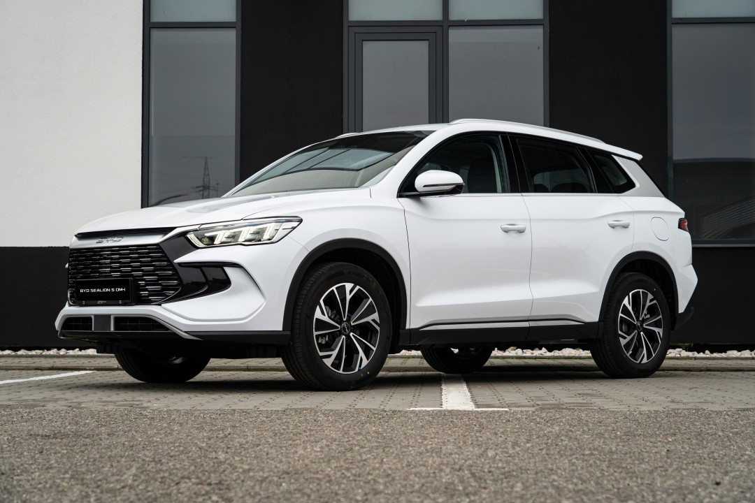 BYD SEALION 5 DM-i 5 uși Comfort PHEV 156 kW AT