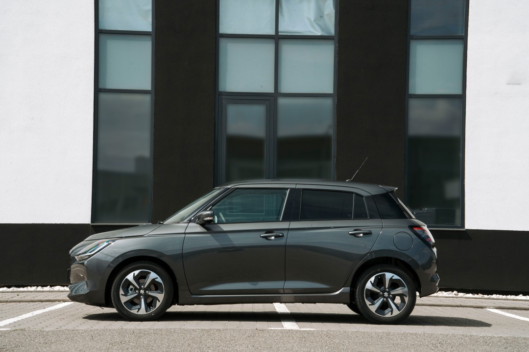 Suzuki Noul Swift 5 Usi Spirit 1.2 Hybrid 83 CP AT 2WD