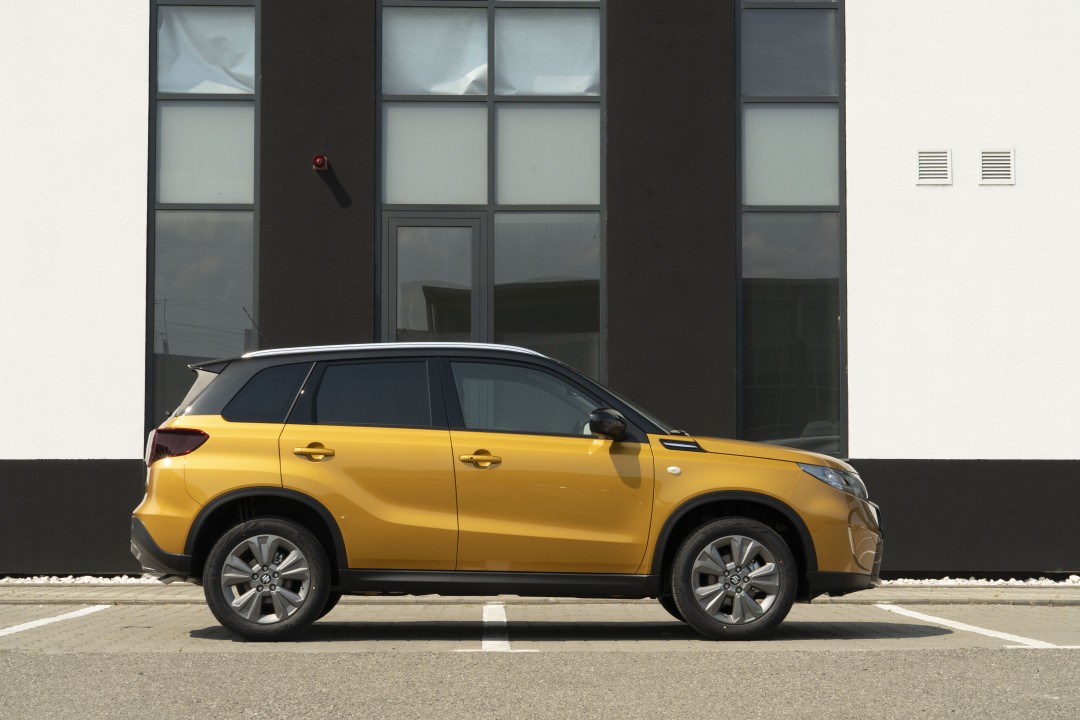 Suzuki Vitara Mild 5 Usi Passion 1.4L BOOSTERJET MILD HYBRID 110 CP M6 2WD