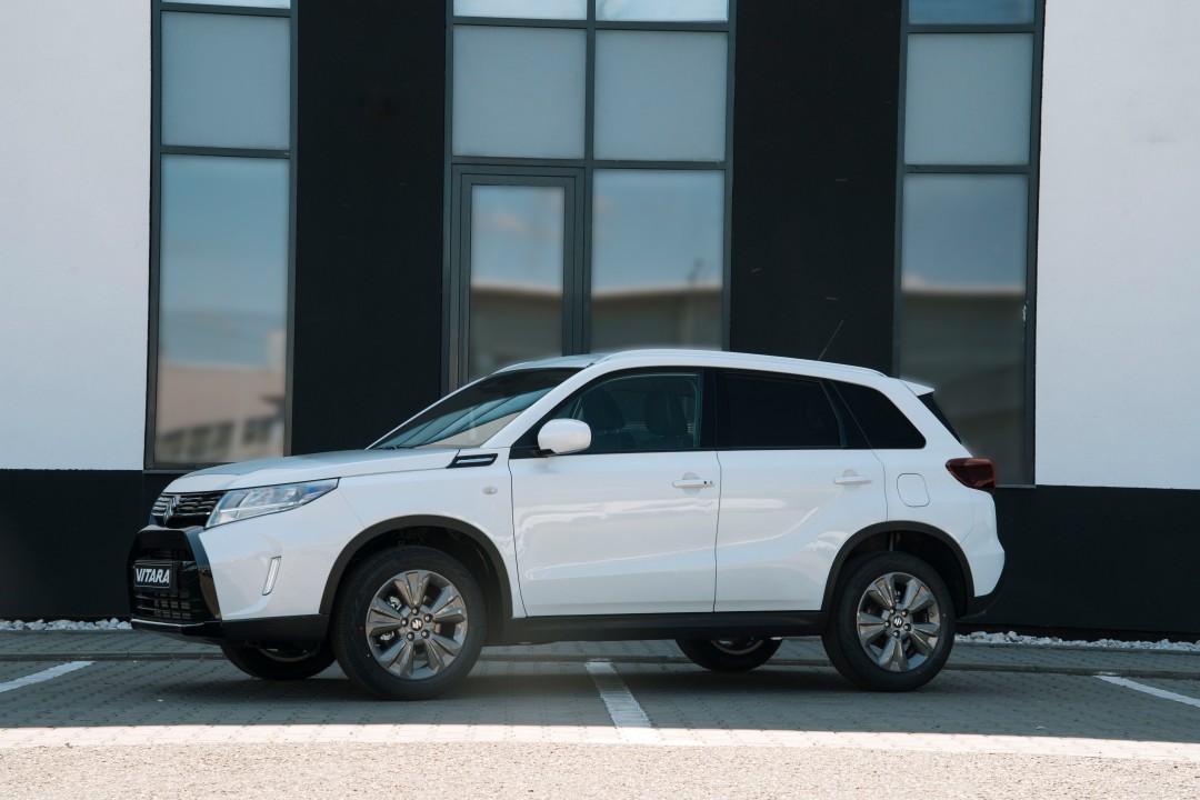 Suzuki Vitara Mild 5 Usi Passion 1.4L BOOSTERJET MILD HYBRID 110 CP M6 2WD