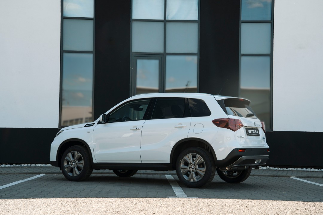 Suzuki Vitara Mild 5 Usi Passion 1.4L BOOSTERJET MILD HYBRID 110 CP M6 2WD