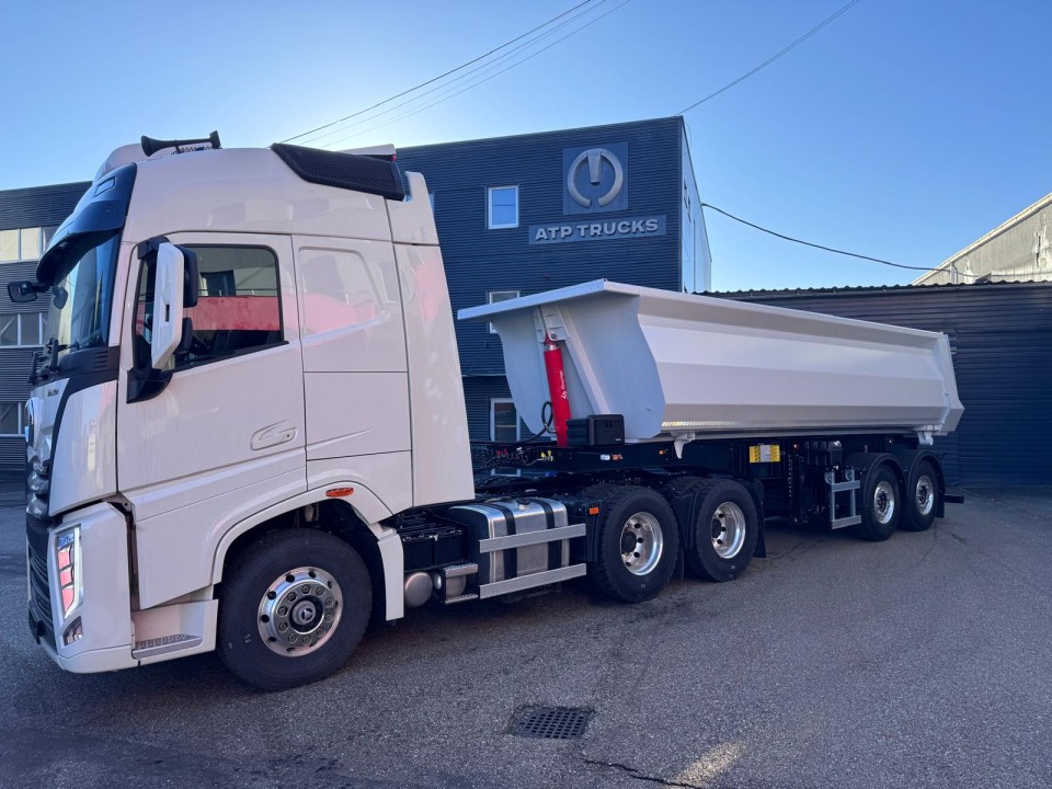 ATP Trucks 64ST2 Cap tractor