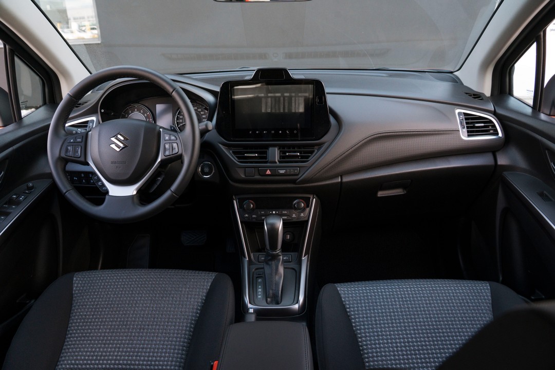 Suzuki S-CROSS Mild 5 Usi Passion 1.4L BOOSTERJET MILD HYBRID 48 110 CP A6 2WD