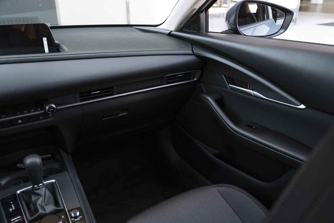 Mazda CX-30 5WGN Centre-Line 2.0 L E-SKYACTIV X 186 CP A6
