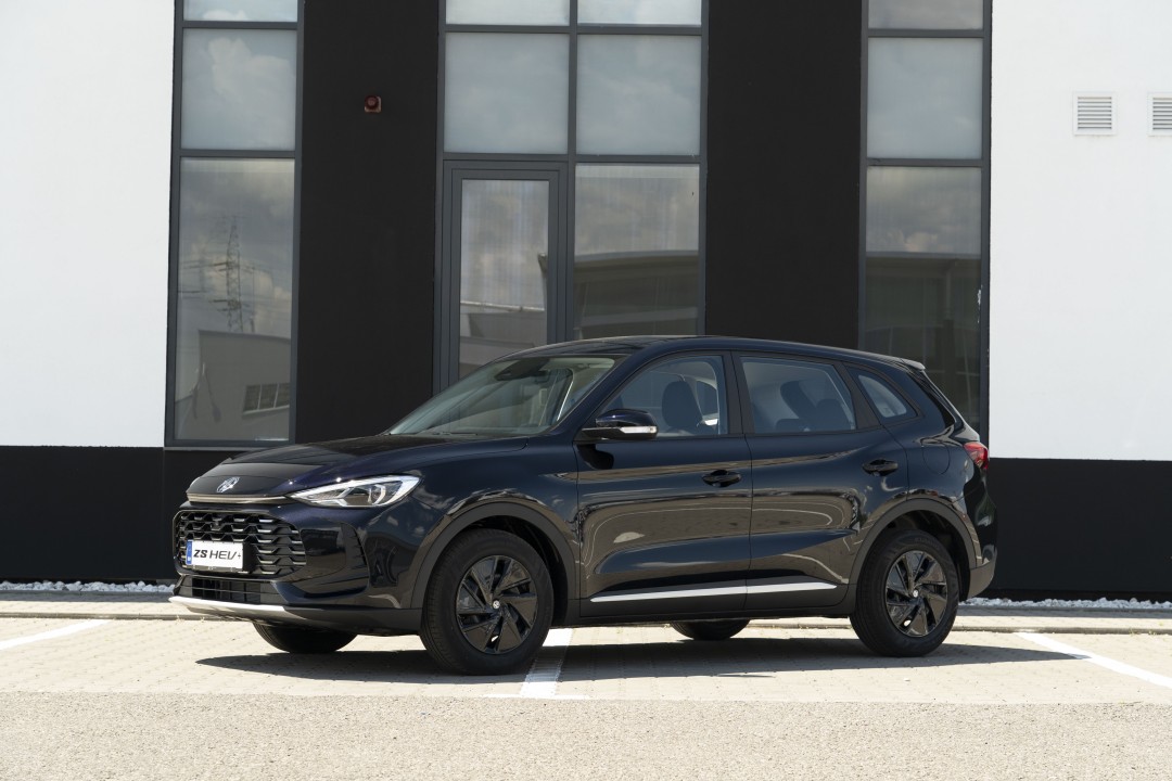 MG ZS HEV 5 usi Explore 1.5L GSL HEV 197 CP AT