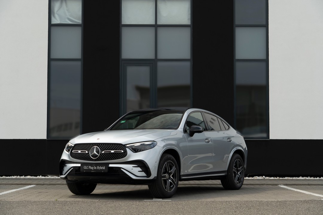 Mercedes-Benz GLC Coupé 300e 4MATIC cu tehnologie EQ hybrid