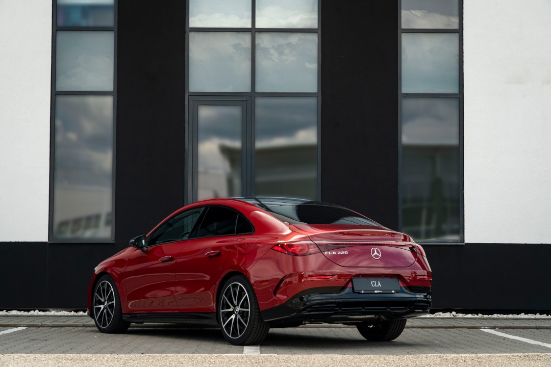 Mercedes-Benz CLA 220
