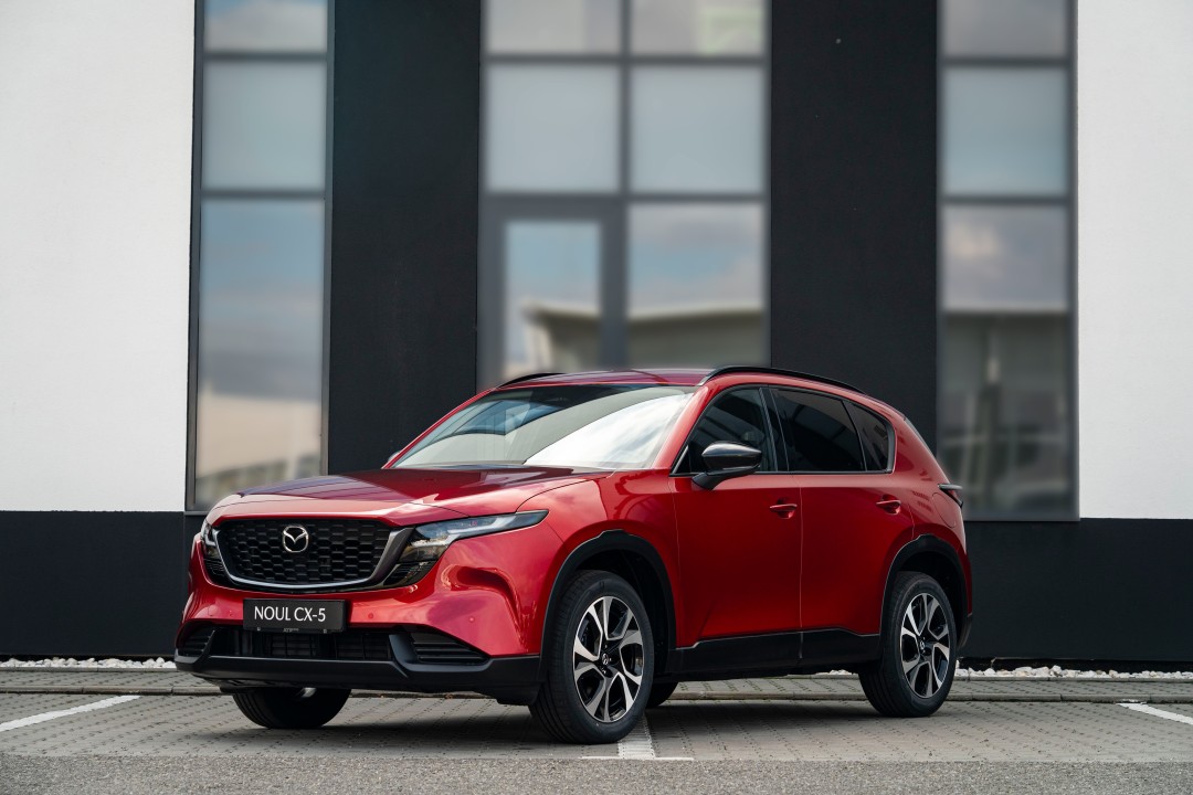 Noua Mazda CX-5 5WGN Centre-Line 2.5L e-Skyactiv G 141 CP A6