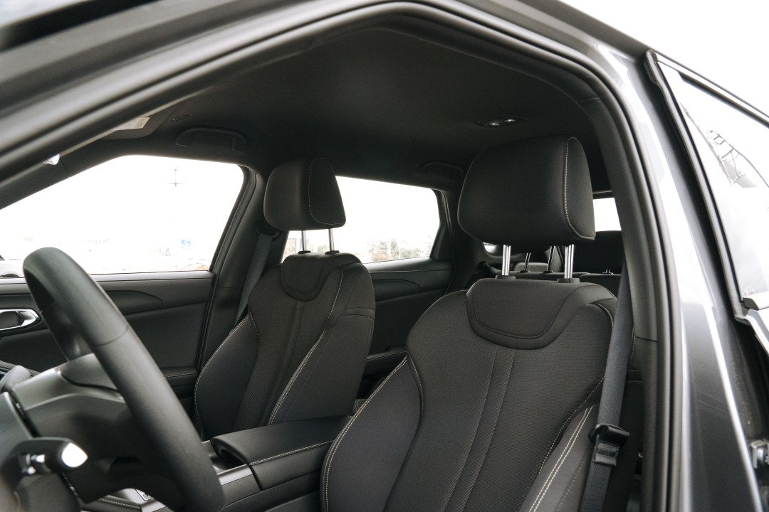 BYD ATTO 2 DM-i 5 Uși Active PHEV 122 KW AT