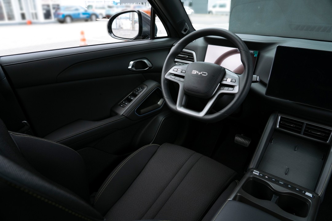 BYD ATTO 2 DM-i 5 Uși Active PHEV 122 KW AT