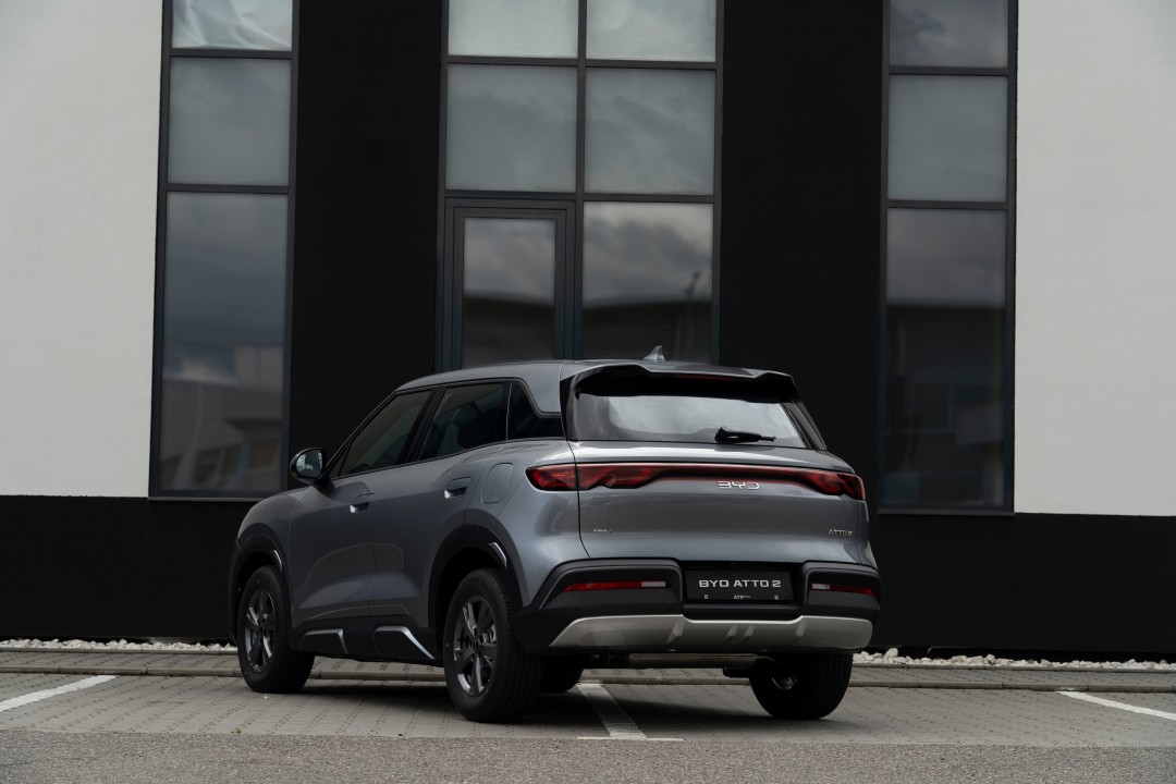 BYD ATTO 2 DM-i 5 Uși Active PHEV 122 KW AT