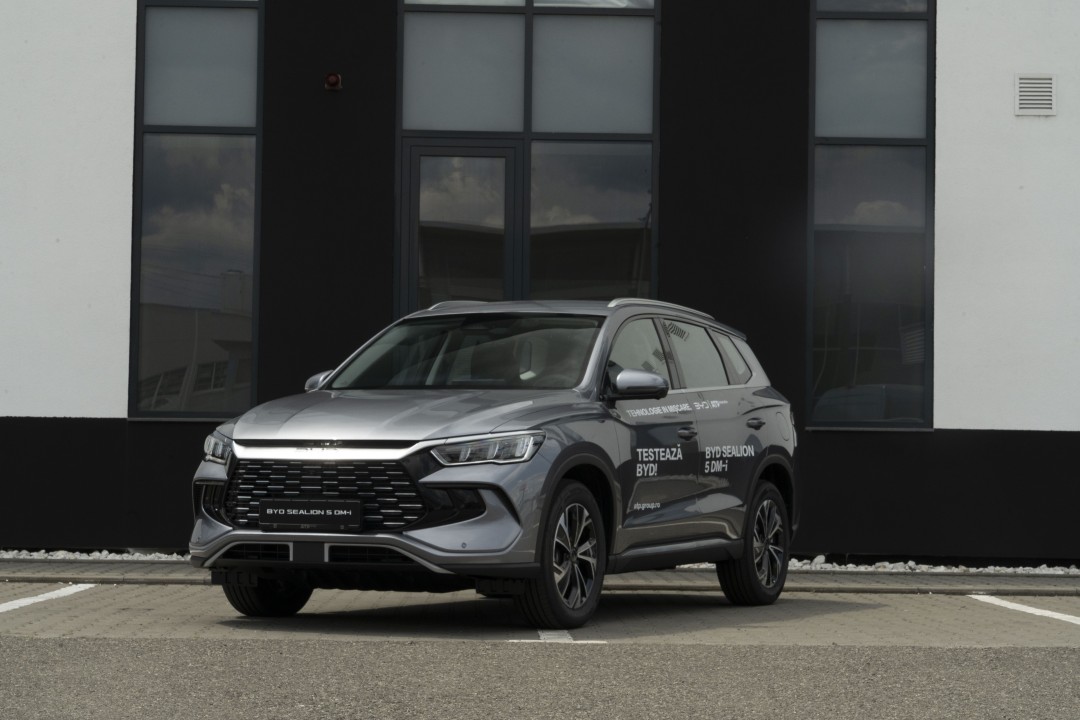 BYD SEALION 55 uși DM-i PHEV Design 156 kW AT
