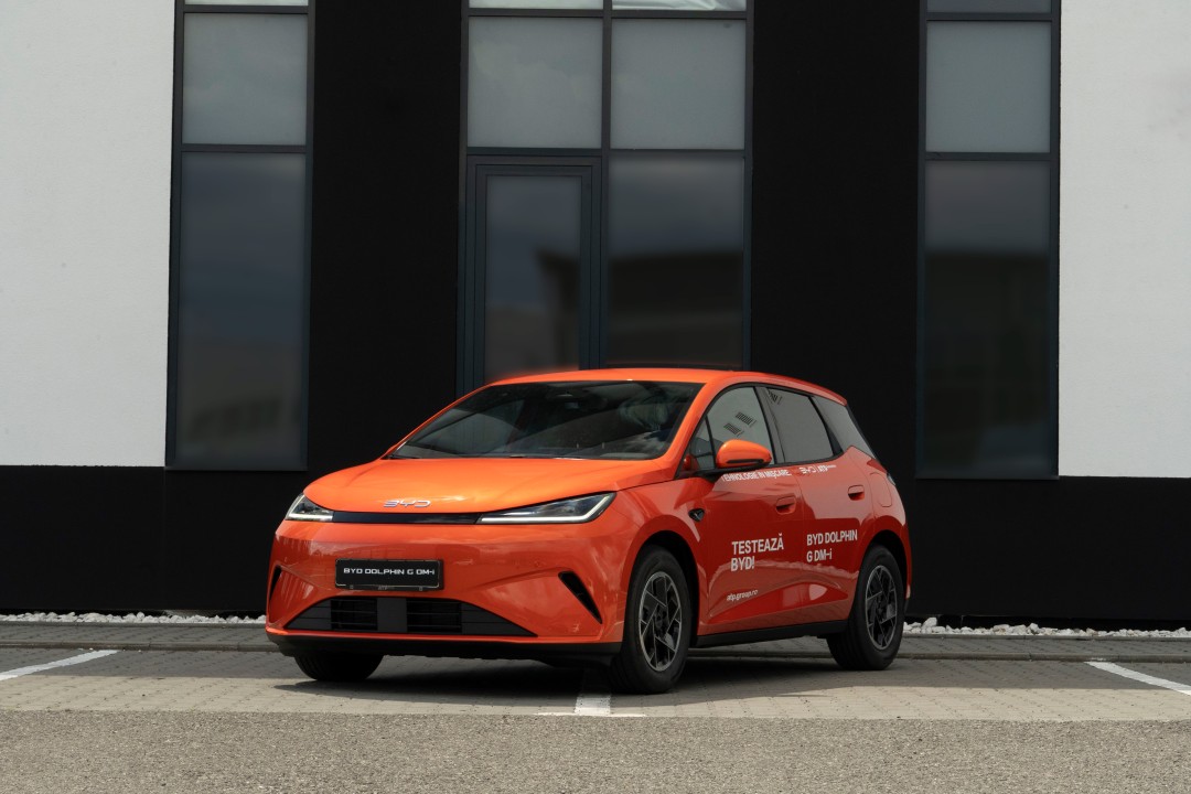 BYD Dolphin G 5 uși DM-i Boost PHEV 156 kW AT