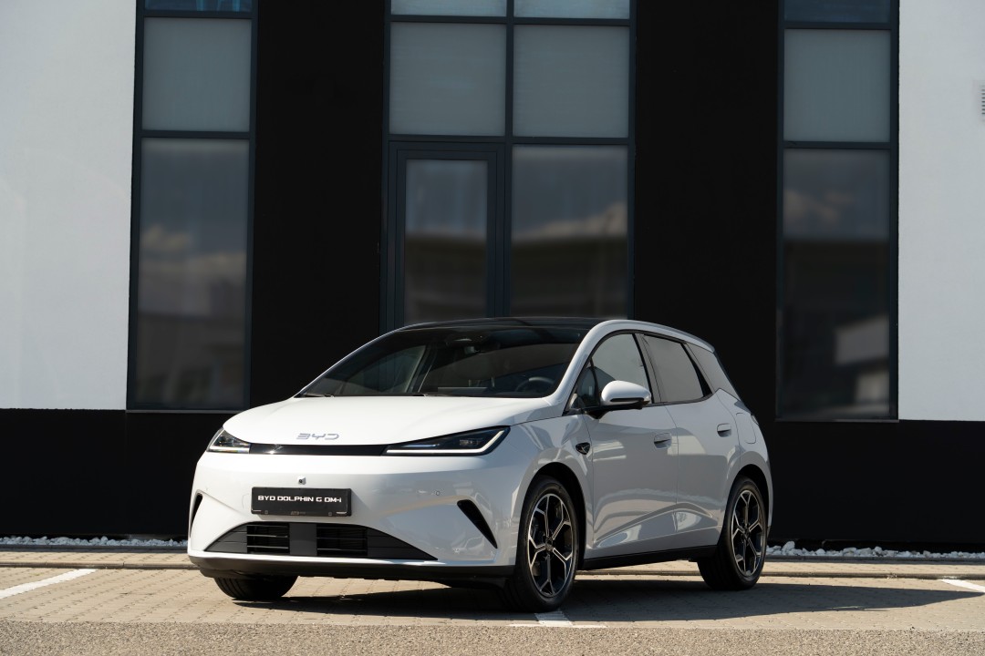 BYD Dolphin G 5 uși DM-i Comfort PHEV 156 kW AT