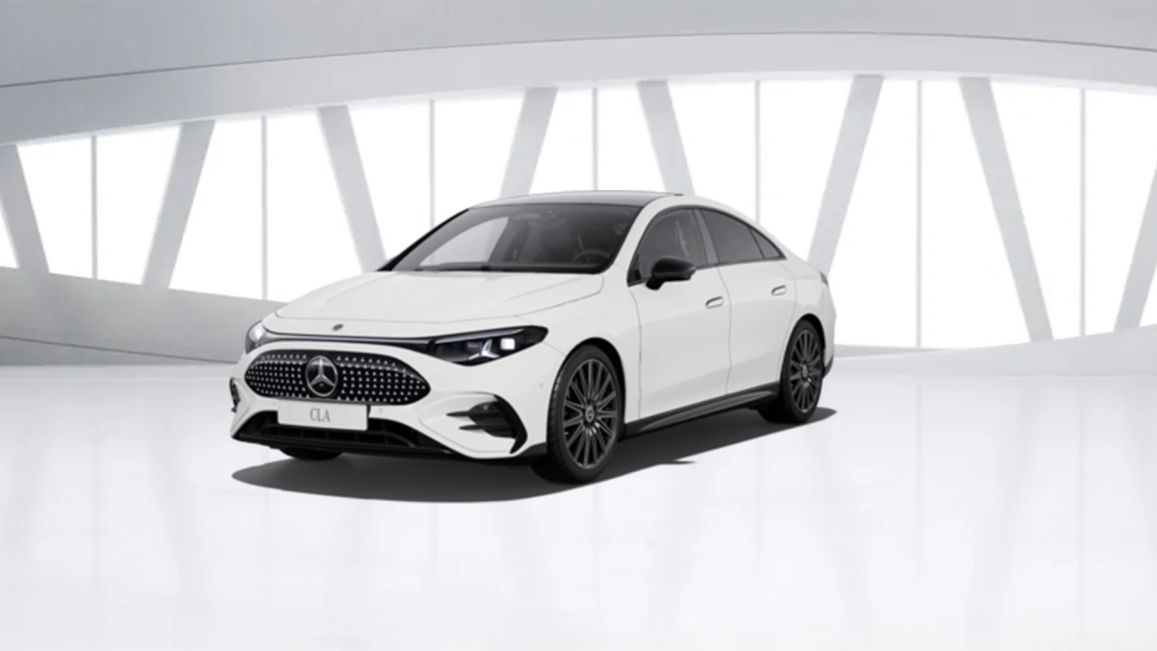 Mercedes-Benz CLA 350 4MATIC cu tehnologie EQ
