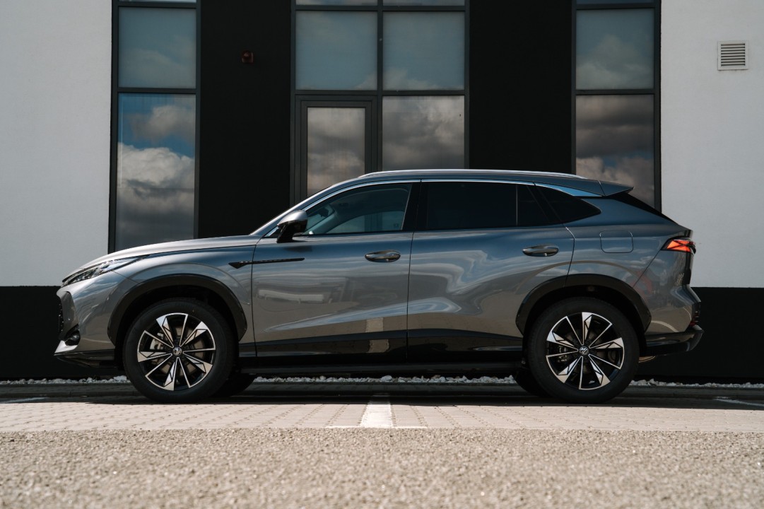 MG Noul EHS PHEV 5 Usi Exclusive 1.5 T-Gdi EDU Gen3 272 CP