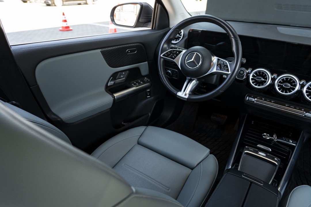 Mercedes-Benz Mercedes Benz EQA 250+