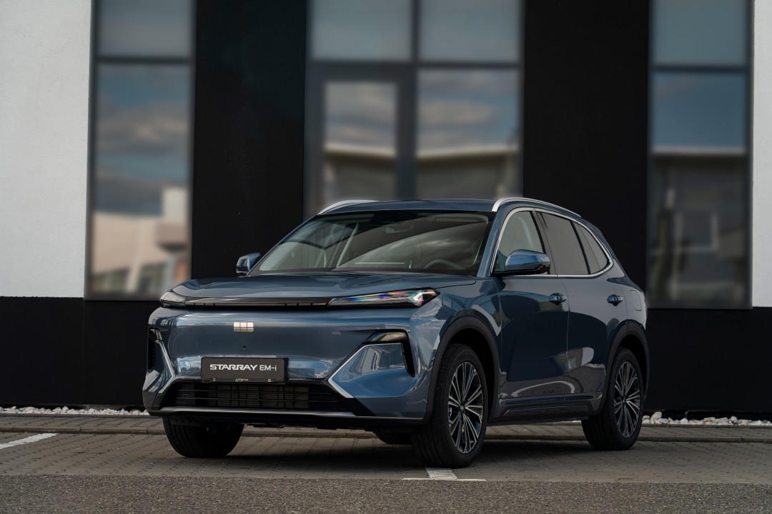 Geely Starray EM-i 5 Uși Max 1.5 L PHEV 217 CP AT