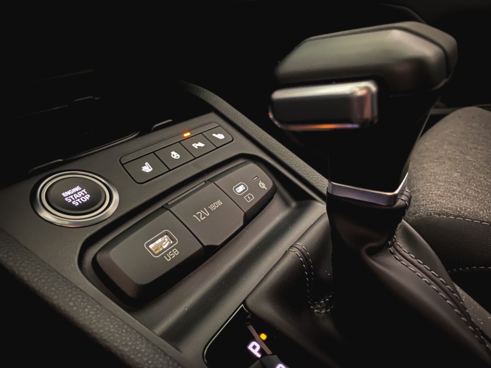 KIA Stonic 2025 — imagine 6