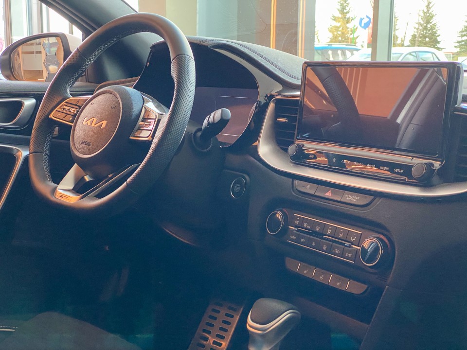 Kia Pro Ceed 2024 benzină, 31.000 € — imagine 7
