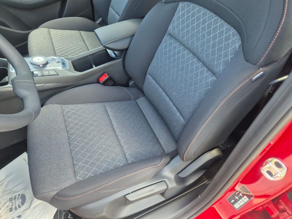 MG MG3 Excite 19