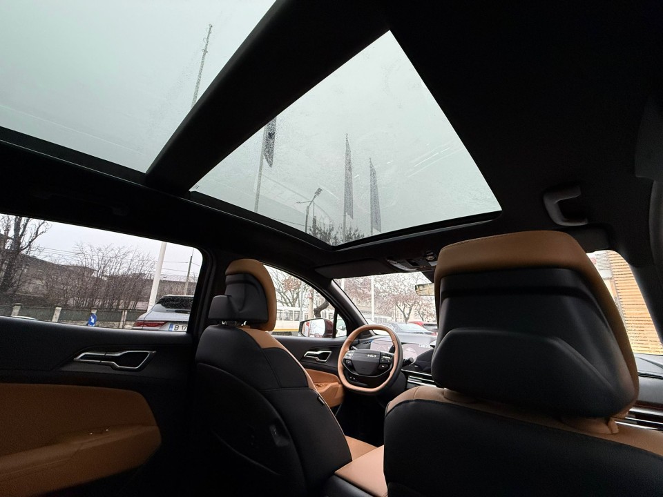 KIA Sportage 2025 — imagine 11