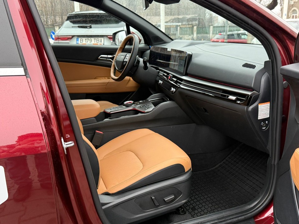 KIA Sportage 2025 — imagine 4
