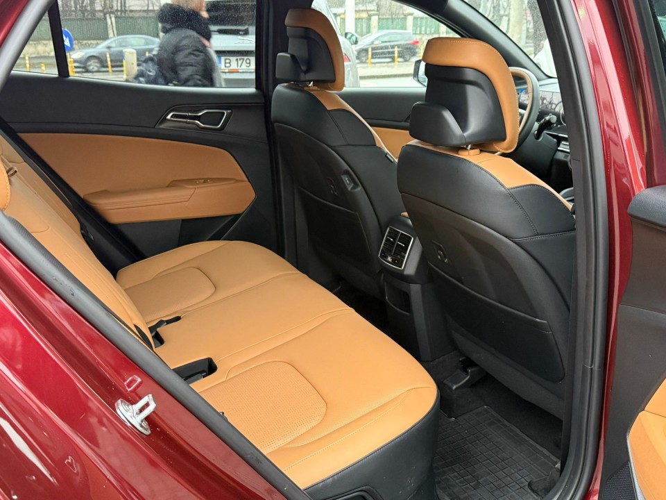 KIA Sportage 2025 — imagine 5
