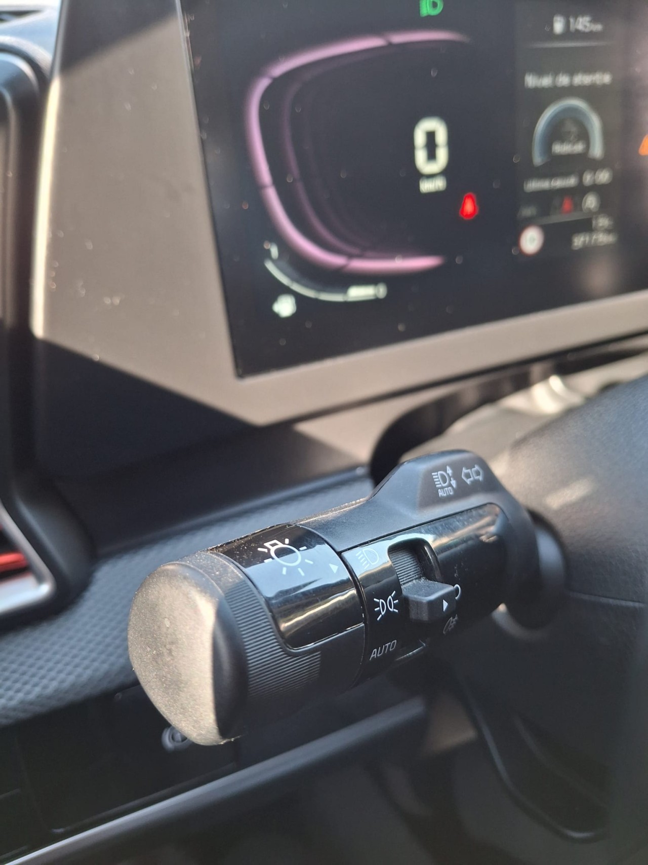KIA Sportage 2023 — imagine 14