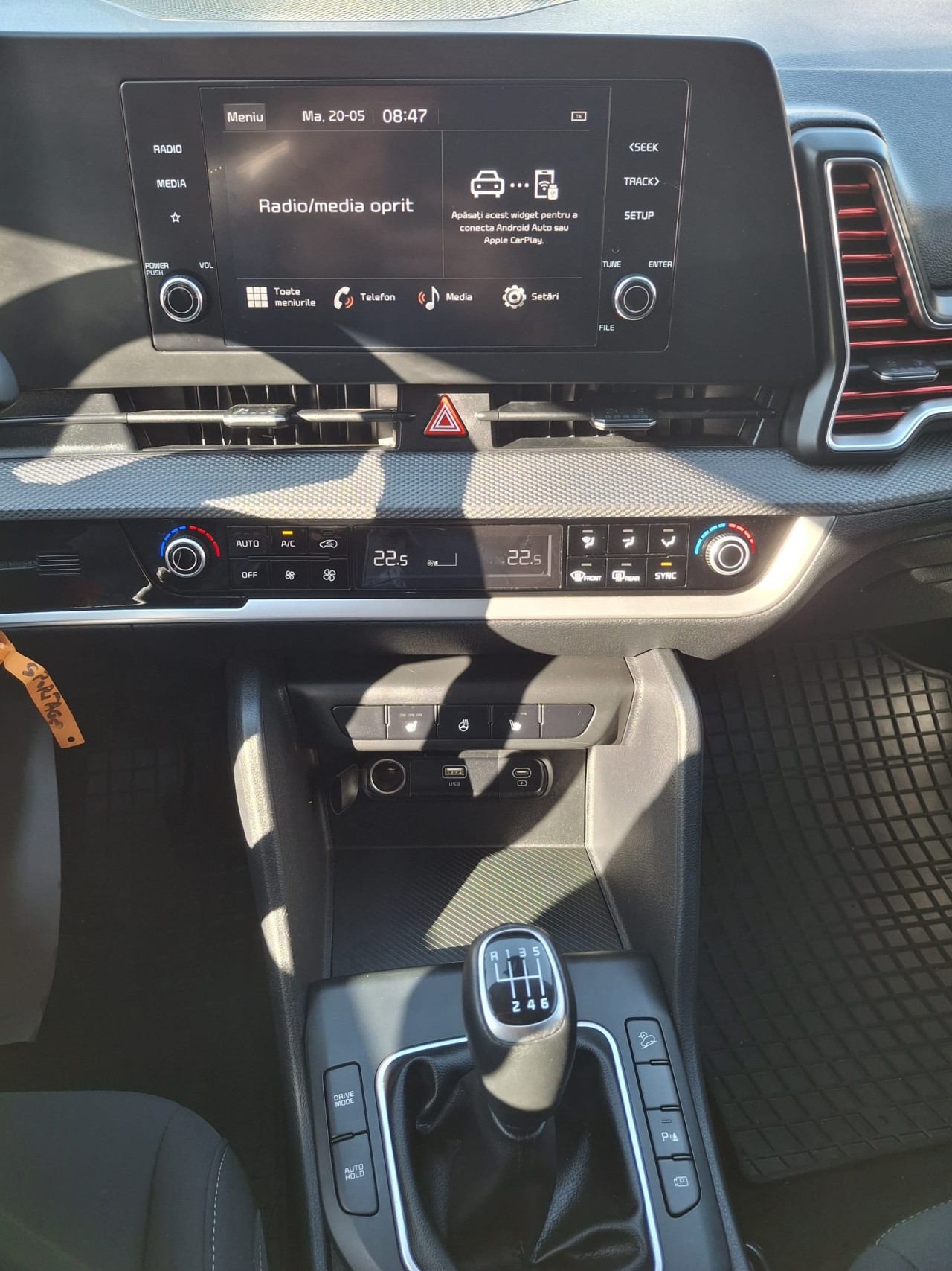 KIA Sportage 2023 — imagine 16