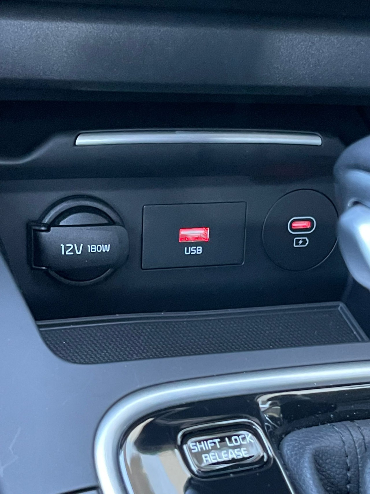 KIA Xceed 2025 — imagine 12